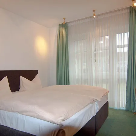 Parkhotel Unter Den Linden 4* Halberstadt