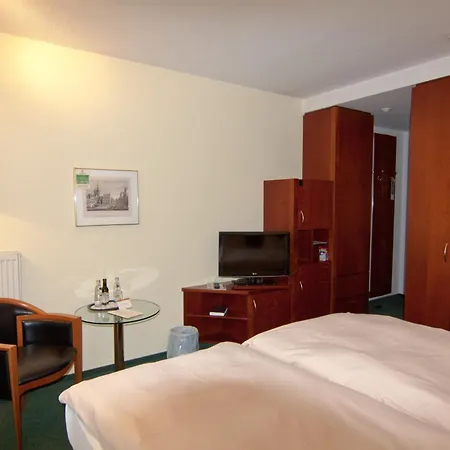 Parkhotel Unter Den Linden هالبيرشتادت