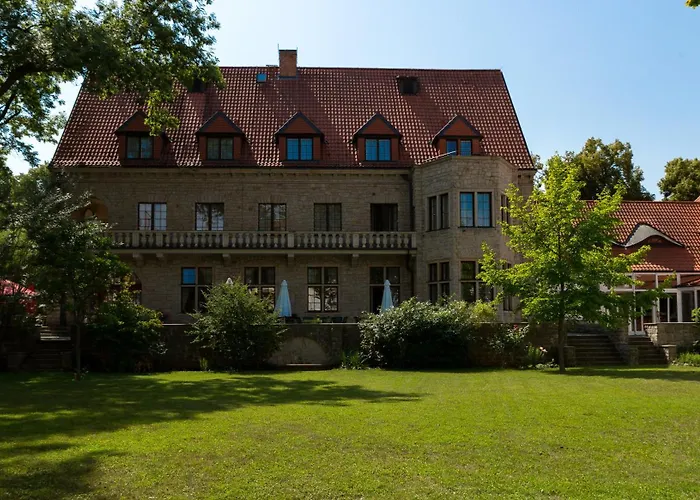 Parkhotel Unter Den Linden 4*