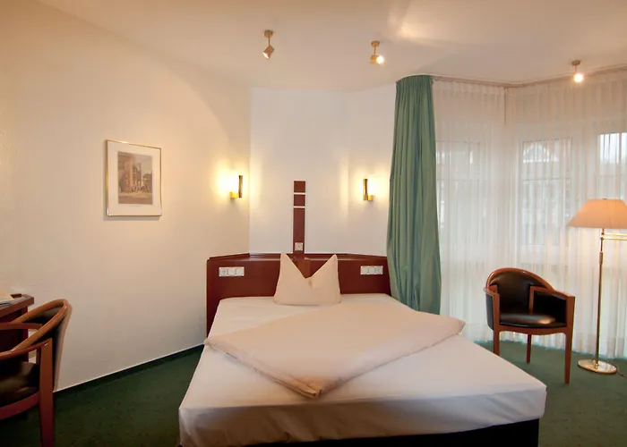 Parkhotel Unter Den Linden Hotel 4*