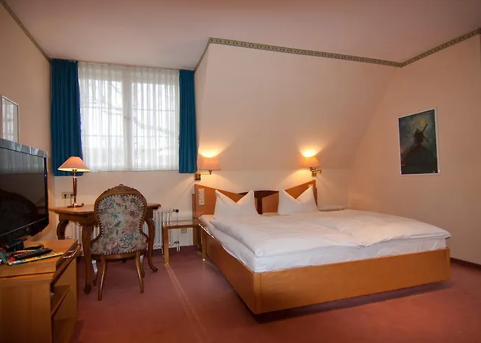 Hotel Parkhotel Unter Den Linden 4*